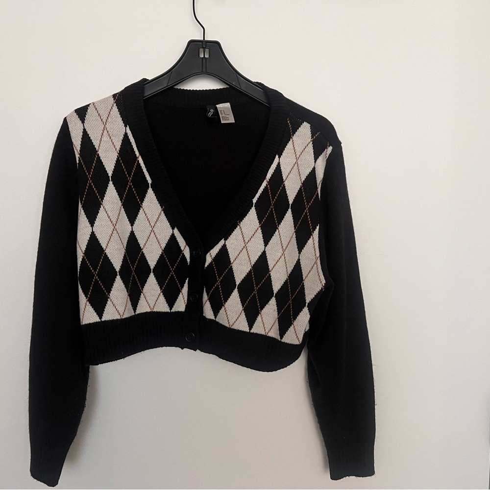 H&M • cropped high school cardigan
